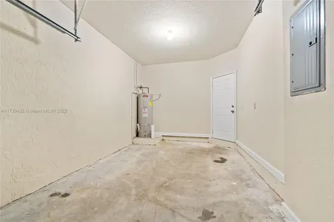 2466 SE 15th Court Homestead FL 33035