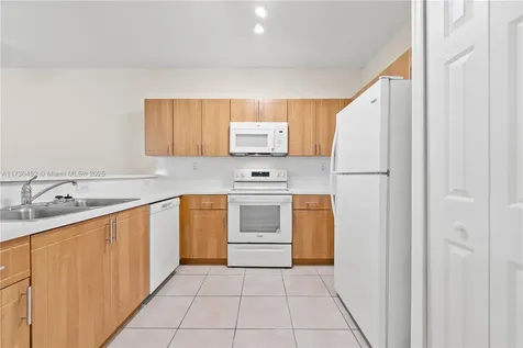 2466 SE 15th Court Homestead FL 33035
