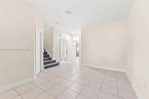 2466 SE 15th Court Homestead FL 33035