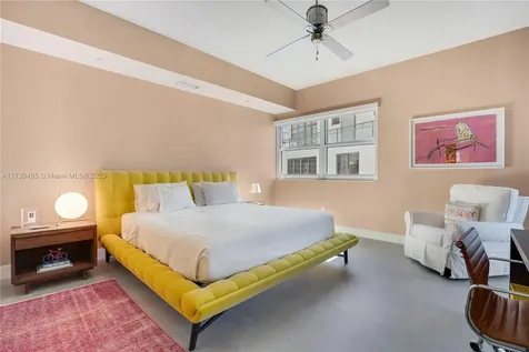6103 S Aqua Avenue Miami Beach FL 33141