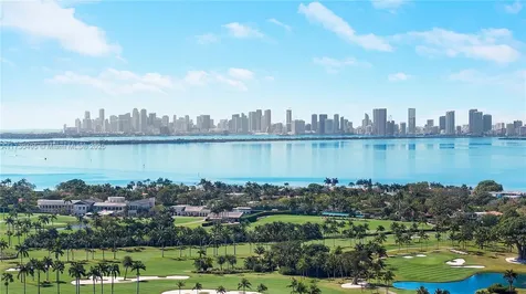 6103 S Aqua Avenue Miami Beach FL 33141