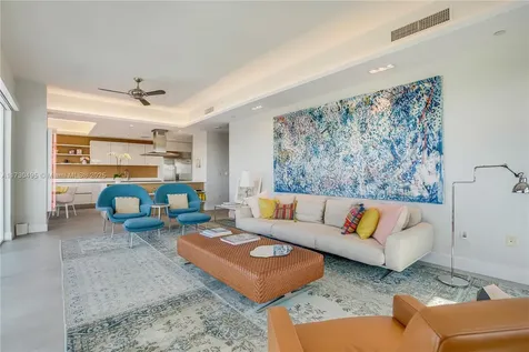 6103 S Aqua Avenue Miami Beach FL 33141