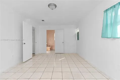 20105 Ranch Road Cutler Bay FL 33189