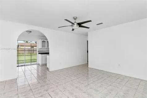 20105 Ranch Road Cutler Bay FL 33189