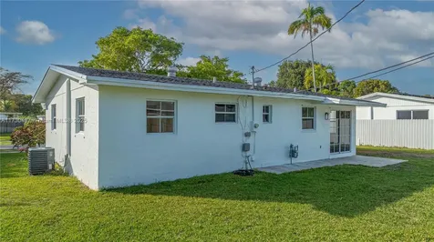 20105 Ranch Road Cutler Bay FL 33189