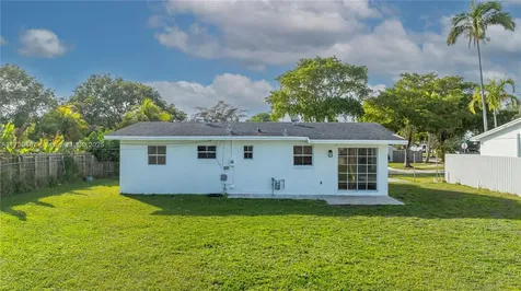 20105 Ranch Road Cutler Bay FL 33189