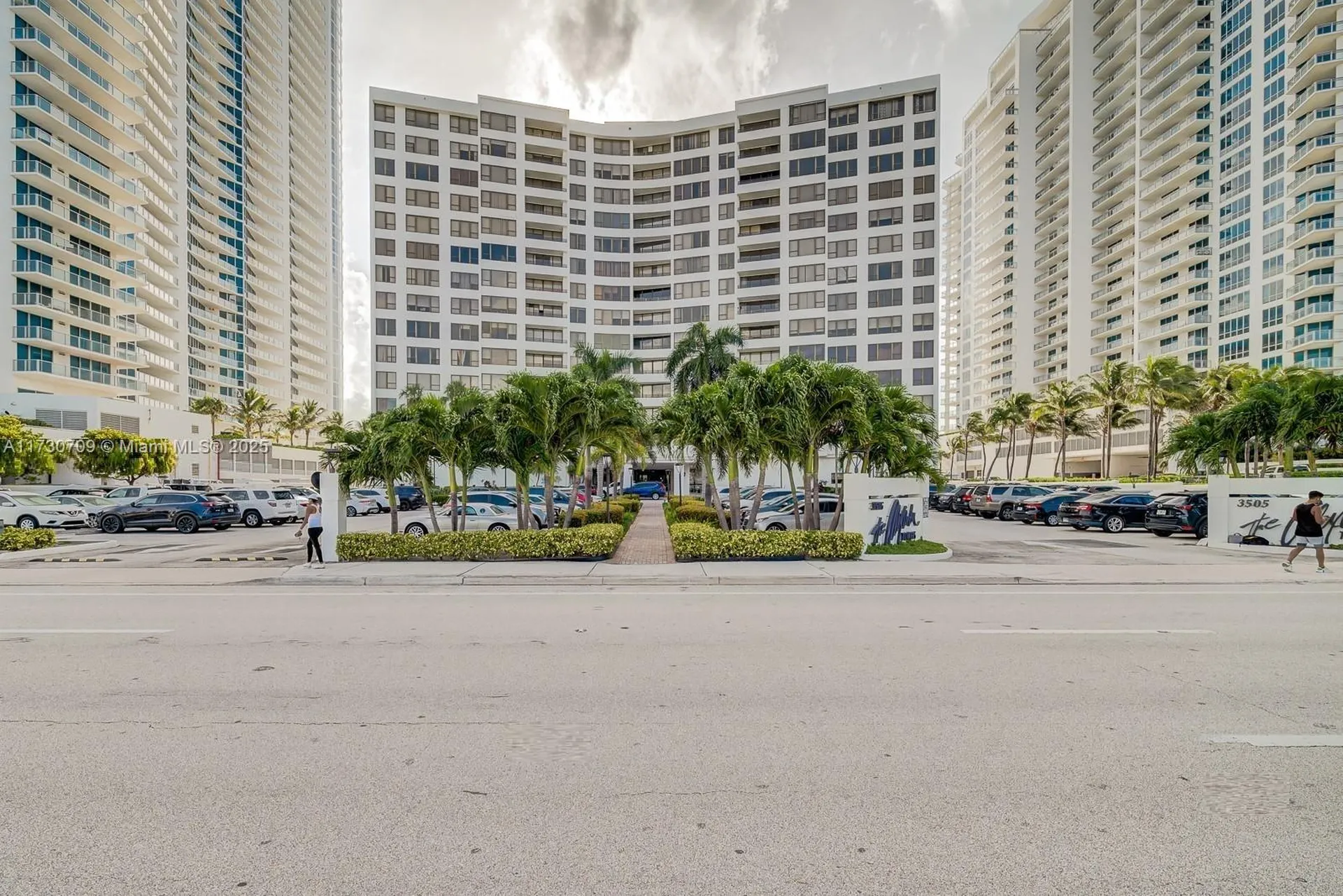3505 S Ocean Drive Hollywood FL 33019