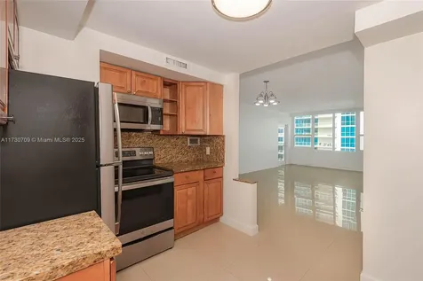 3505 S Ocean Drive Hollywood FL 33019