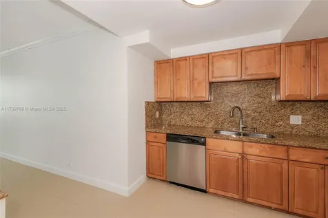 3505 S Ocean Drive Hollywood FL 33019