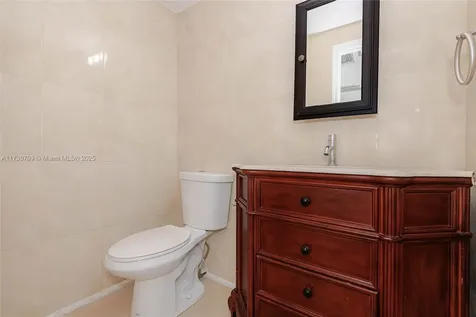 3505 S Ocean Drive Hollywood FL 33019