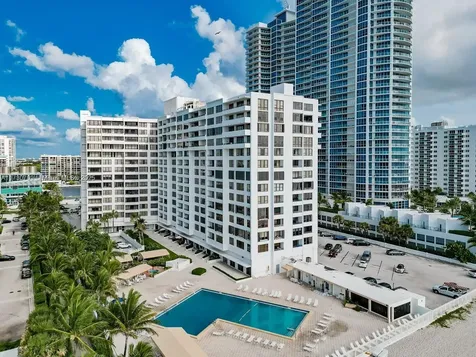 3505 S Ocean Drive Hollywood FL 33019