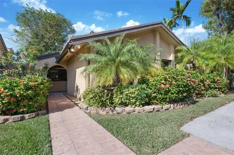 13158 SW 90th Place Miami FL 33176