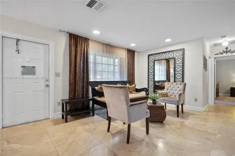 18020 SW 89th Avenue Palmetto Bay FL 33157