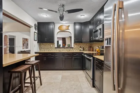 18020 SW 89th Avenue Palmetto Bay FL 33157
