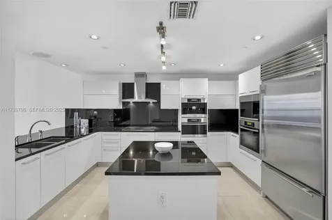 17121 Collins Avenue Sunny Isles Beach FL 33160