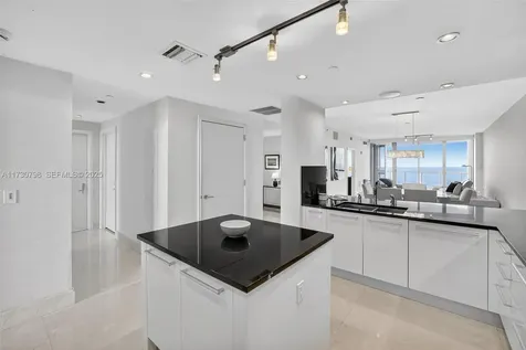 17121 Collins Avenue Sunny Isles Beach FL 33160