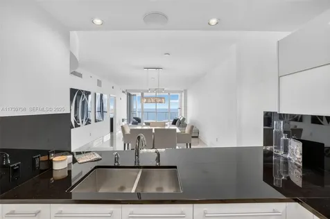 17121 Collins Avenue Sunny Isles Beach FL 33160
