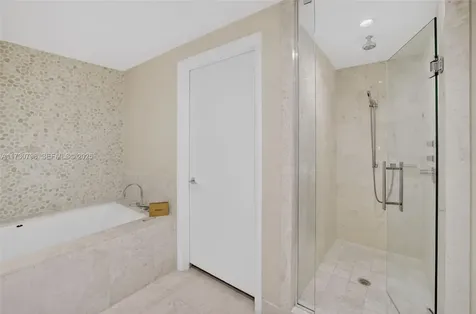 17121 Collins Avenue Sunny Isles Beach FL 33160