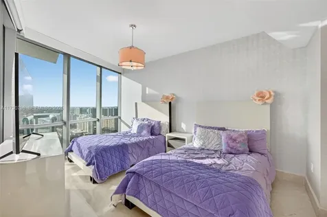 17121 Collins Avenue Sunny Isles Beach FL 33160