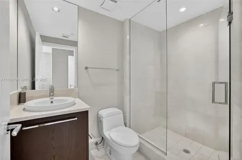 17121 Collins Avenue Sunny Isles Beach FL 33160