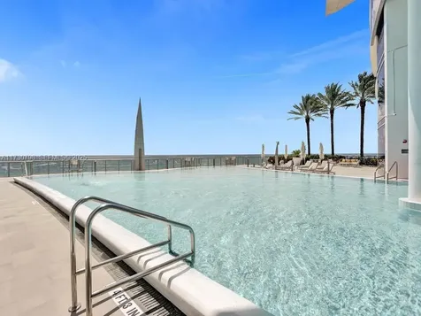 17121 Collins Avenue Sunny Isles Beach FL 33160