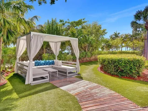 17121 Collins Avenue Sunny Isles Beach FL 33160