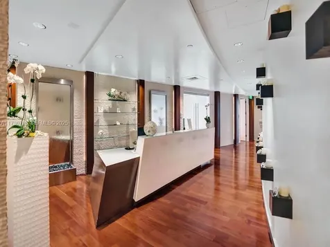 17121 Collins Avenue Sunny Isles Beach FL 33160