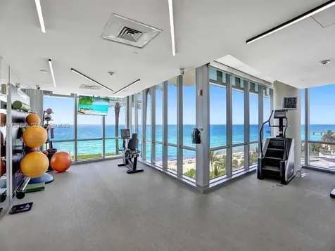 17121 Collins Avenue Sunny Isles Beach FL 33160