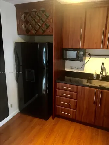 3101 N Country Club Drive Aventura FL 33180