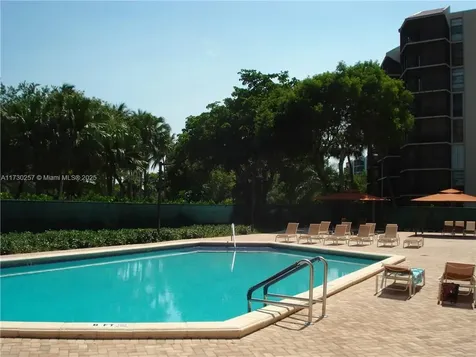 3101 N Country Club Drive Aventura FL 33180