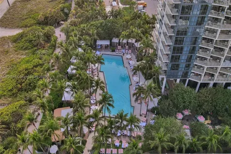 2201 Collins Avenue Miami Beach FL 33139