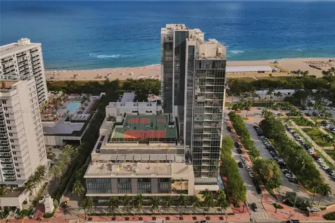 2201 Collins Avenue Miami Beach FL 33139