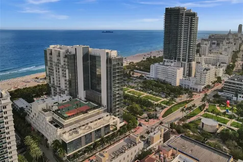 2201 Collins Avenue Miami Beach FL 33139