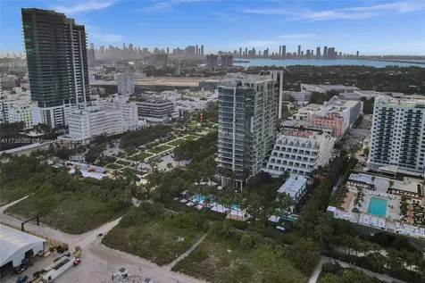 2201 Collins Avenue Miami Beach FL 33139