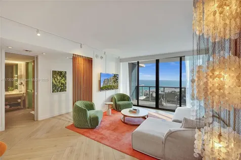 2201 Collins Avenue Miami Beach FL 33139