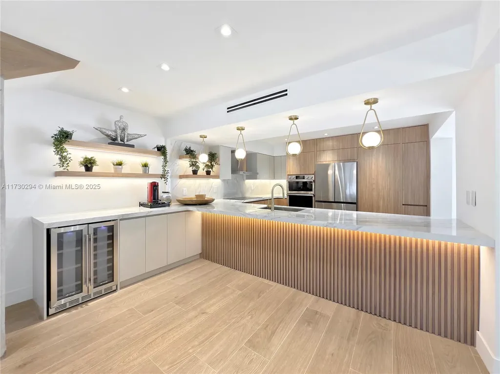 729 NE 17th Terrace Fort Lauderdale FL 33304