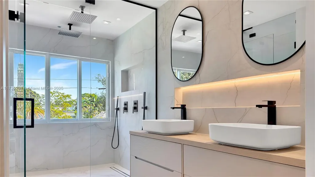 729 NE 17th Terrace Fort Lauderdale FL 33304