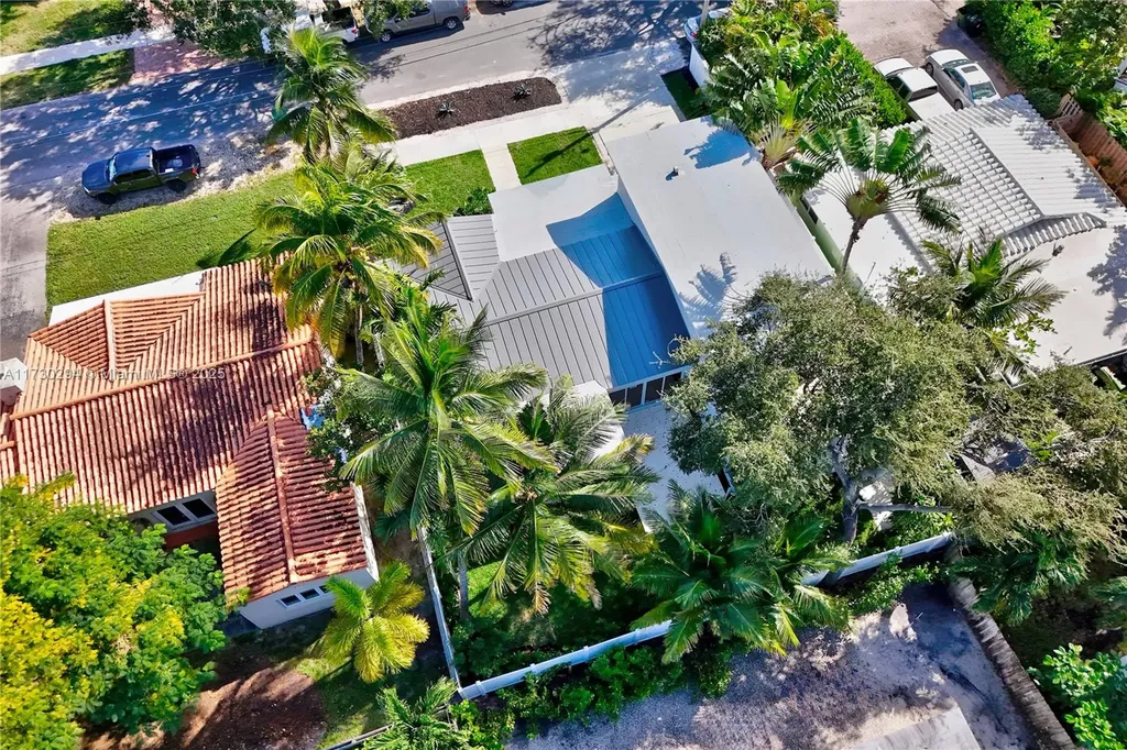 729 NE 17th Terrace Fort Lauderdale FL 33304