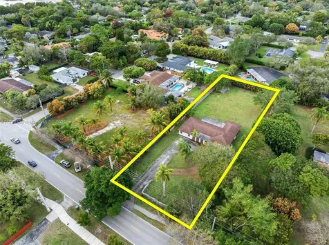8251 SW 136th Street Pinecrest FL 33156