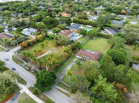 8251 SW 136th Street Pinecrest FL 33156