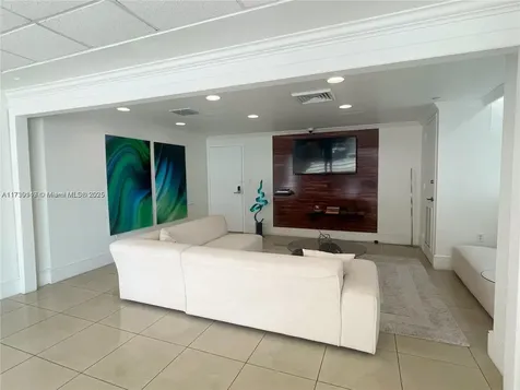 650 West Avenue Miami Beach FL 33139