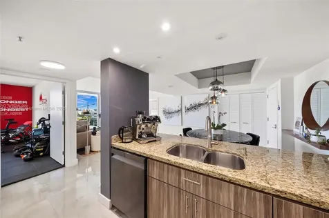 650 West Avenue Miami Beach FL 33139