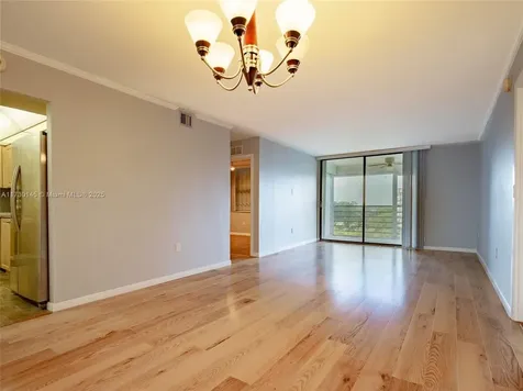 1000 Saint Charles Place Pembroke Pines FL 33026