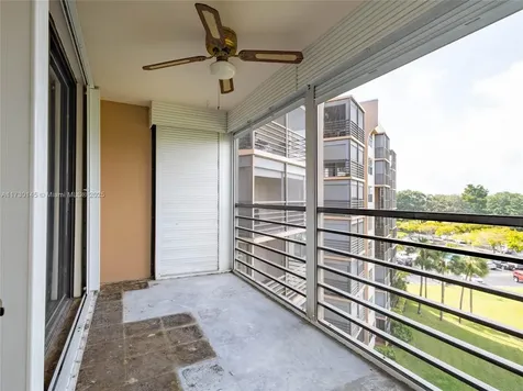 1000 Saint Charles Place Pembroke Pines FL 33026