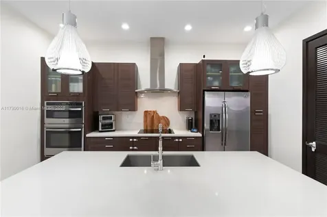 15909 SW 136th Way Miami FL 33196