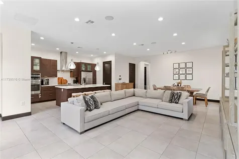 15909 SW 136th Way Miami FL 33196