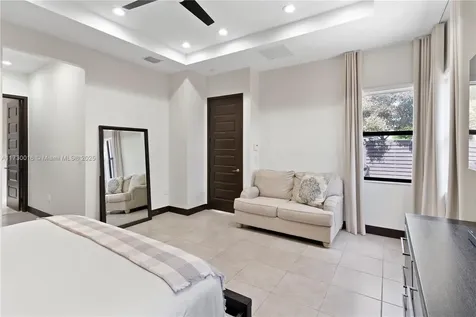 15909 SW 136th Way Miami FL 33196
