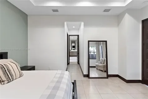 15909 SW 136th Way Miami FL 33196