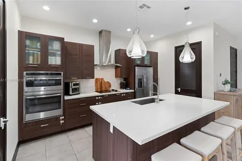 15909 SW 136th Way Miami FL 33196