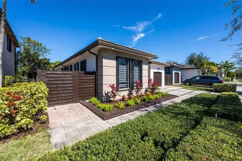15909 SW 136th Way Miami FL 33196